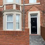 Warwick Street Professional Lets
