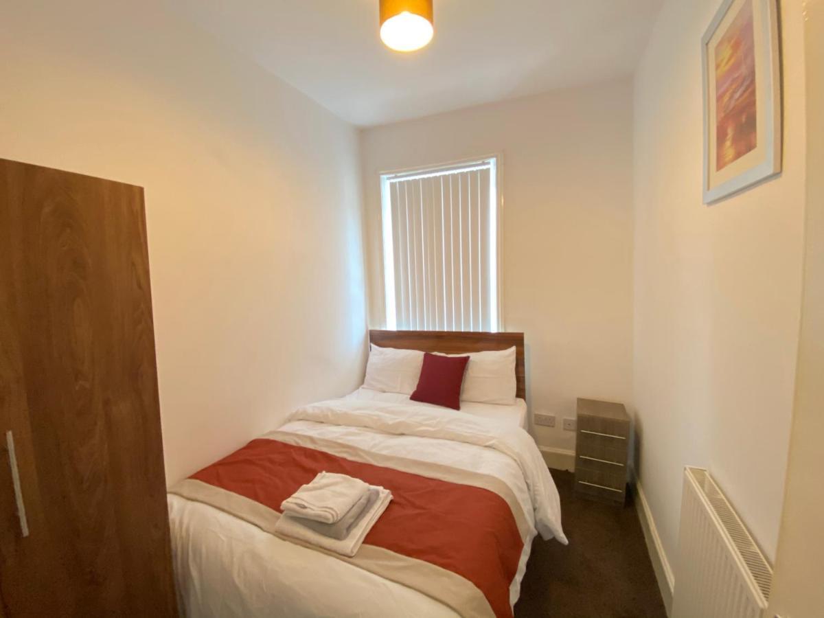 Warwick Street Professional Lets Apartment